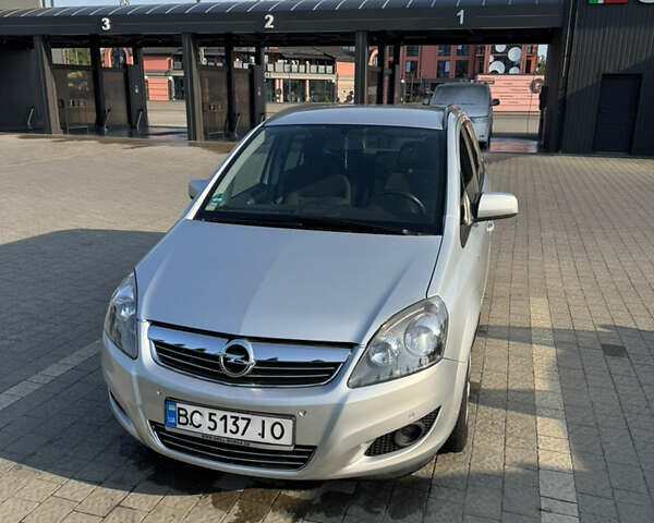 Сірий Опель Зафіра, об'ємом двигуна 1.8 л та пробігом 206 тис. км за 9200 $, фото 3 на Automoto.ua