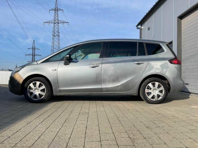 Серый Опель Зафира, объемом двигателя 0 л и пробегом 222 тыс. км за 5900 $, фото 21 на Automoto.ua