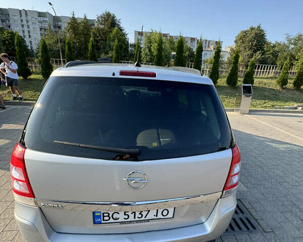Сірий Опель Зафіра, об'ємом двигуна 1.8 л та пробігом 206 тис. км за 9200 $, фото 11 на Automoto.ua