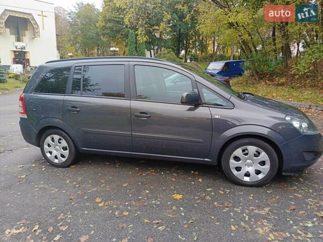 Опель Зафира 2014 в Киеве на Automoto.ua Серый Опель Зафира, объемом двигателя 1.8 л и пробегом 192 тыс. км за 8350 $, фото 9 на Automoto.ua