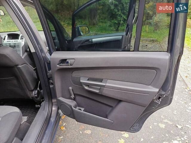 Опель Зафира 2014 в Киеве на Automoto.ua Серый Опель Зафира, объемом двигателя 1.8 л и пробегом 192 тыс. км за 8350 $, фото 28 на Automoto.ua
