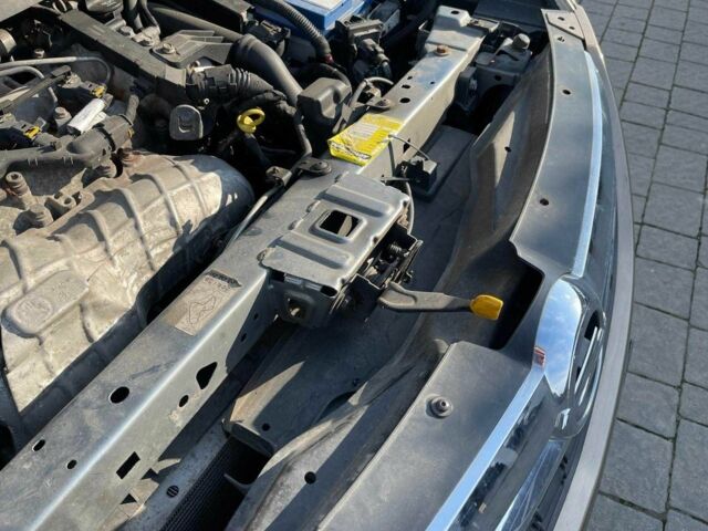 Серый Опель Зафира, объемом двигателя 0 л и пробегом 222 тыс. км за 5900 $, фото 2 на Automoto.ua