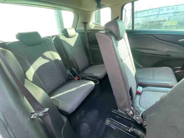 Серый Опель Зафира, объемом двигателя 0 л и пробегом 222 тыс. км за 5900 $, фото 3 на Automoto.ua