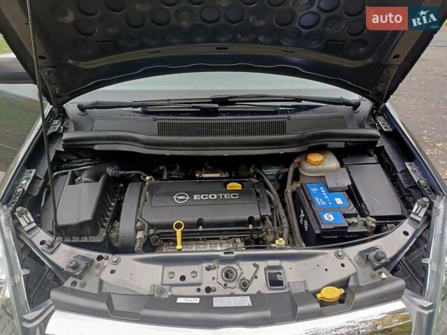 Опель Зафира 2014 в Киеве на Automoto.ua Серый Опель Зафира, объемом двигателя 1.8 л и пробегом 192 тыс. км за 8350 $, фото 19 на Automoto.ua