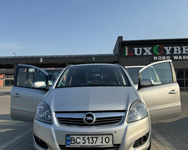 Сірий Опель Зафіра, об'ємом двигуна 1.8 л та пробігом 206 тис. км за 9200 $, фото 15 на Automoto.ua