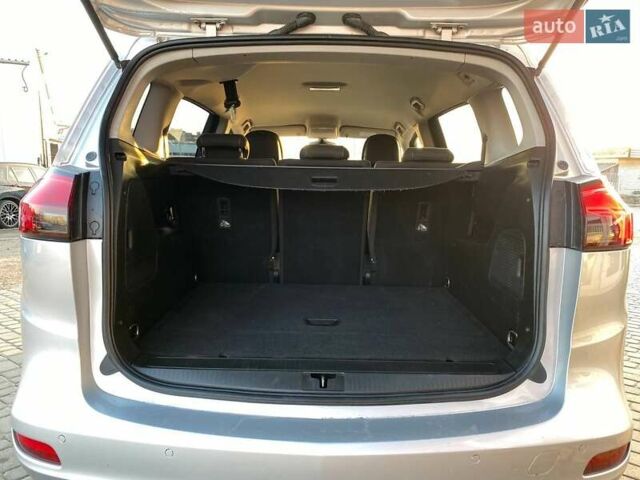 Серый Опель Зафира, объемом двигателя 2 л и пробегом 306 тыс. км за 9700 $, фото 16 на Automoto.ua