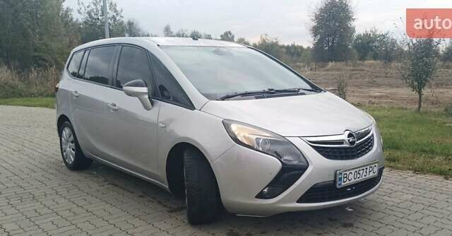 Опель Зафира 2015 в Стрые на Automoto.ua Серый Опель Зафира, объемом двигателя 2 л и пробегом 201 тыс. км за 11700 $, фото 7 на Automoto.ua