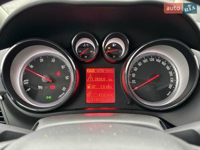 Серый Опель Зафира, объемом двигателя 2 л и пробегом 213 тыс. км за 6900 $, фото 9 на Automoto.ua