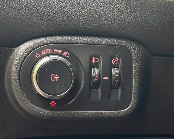 Опель Зафира 2015 в Львове на Automoto.ua Серый Опель Зафира, объемом двигателя 1.6 л и пробегом 198 тыс. км за 8900 $, фото 17 на Automoto.ua