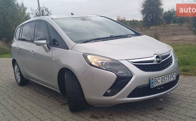 Опель Зафира 2015 в Стрые на Automoto.ua Серый Опель Зафира, объемом двигателя 2 л и пробегом 201 тыс. км за 11700 $, фото 8 на Automoto.ua