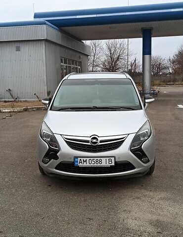 Серый Опель Зафира, объемом двигателя 1.96 л и пробегом 190 тыс. км за 11600 $, фото 1 на Automoto.ua