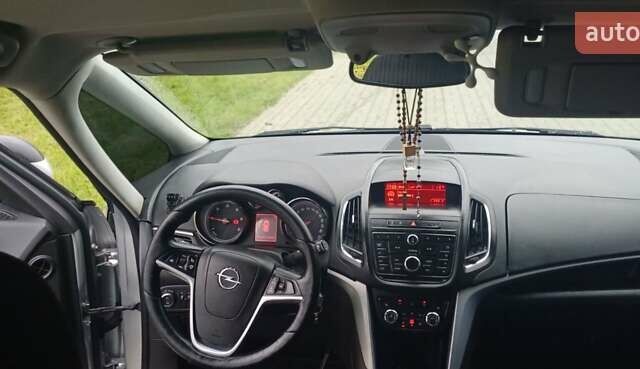 Опель Зафира 2015 в Стрые на Automoto.ua Серый Опель Зафира, объемом двигателя 2 л и пробегом 201 тыс. км за 11700 $, фото 41 на Automoto.ua