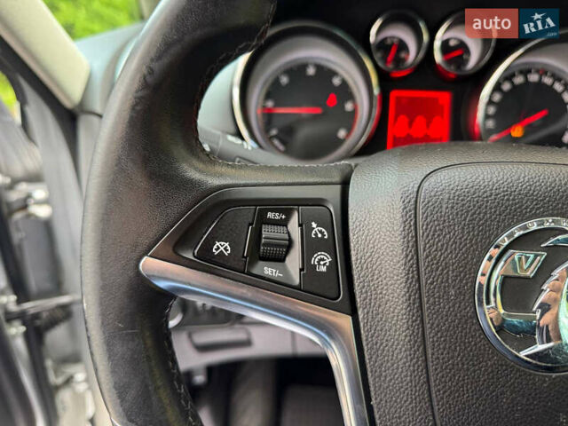 Серый Опель Зафира, объемом двигателя 2 л и пробегом 195 тыс. км за 11500 $, фото 24 на Automoto.ua