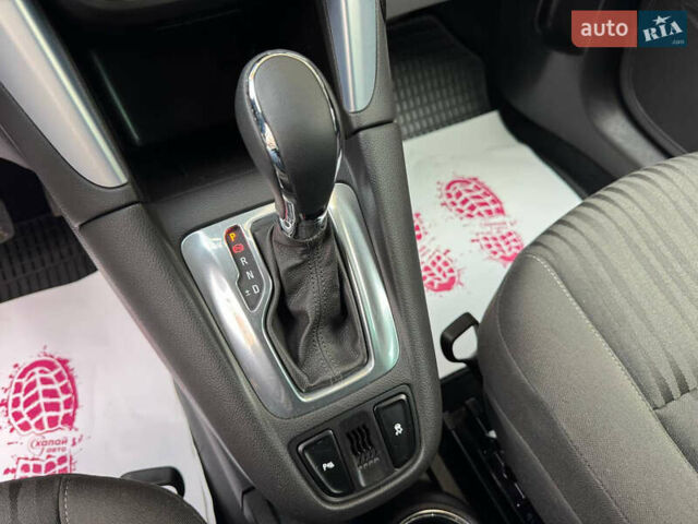 Серый Опель Зафира, объемом двигателя 2 л и пробегом 195 тыс. км за 11500 $, фото 20 на Automoto.ua