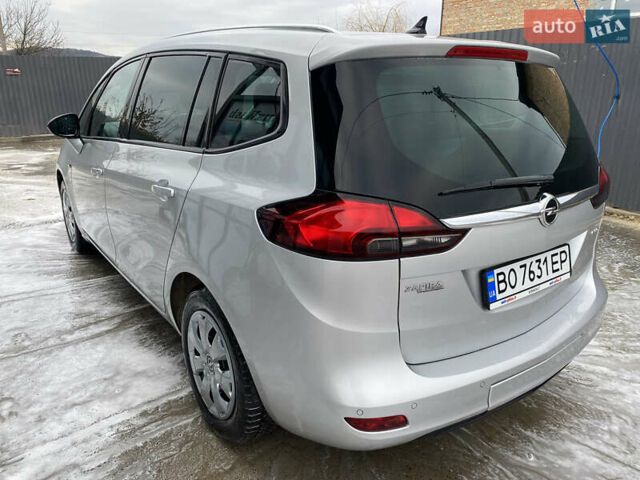 Сірий Опель Зафіра, об'ємом двигуна 1.6 л та пробігом 223 тис. км за 10500 $, фото 16 на Automoto.ua