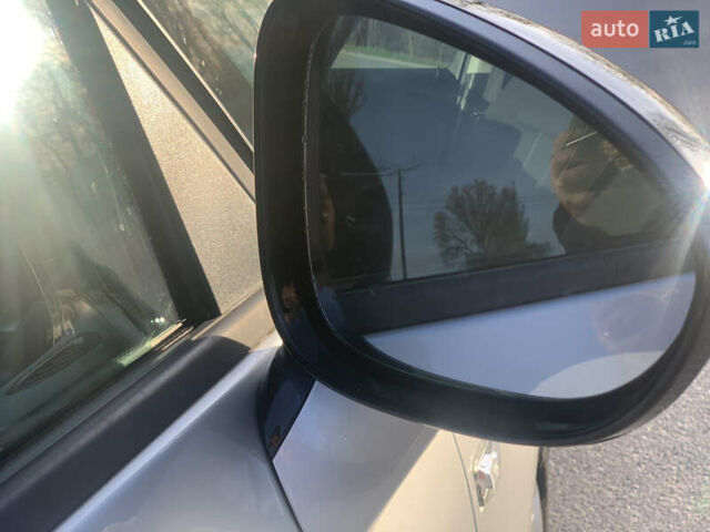 Сірий Опель Зафіра, об'ємом двигуна 1.6 л та пробігом 223 тис. км за 10500 $, фото 22 на Automoto.ua