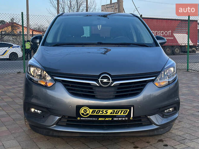 Сірий Опель Зафіра, об'ємом двигуна 1.6 л та пробігом 167 тис. км за 13600 $, фото 1 на Automoto.ua