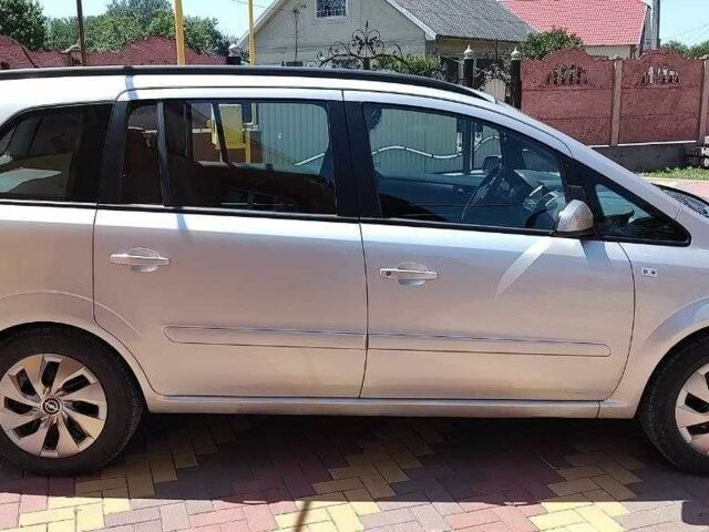 Сірий Опель Зафіра, об'ємом двигуна 1.6 л та пробігом 192 тис. км за 4900 $, фото 2 на Automoto.ua
