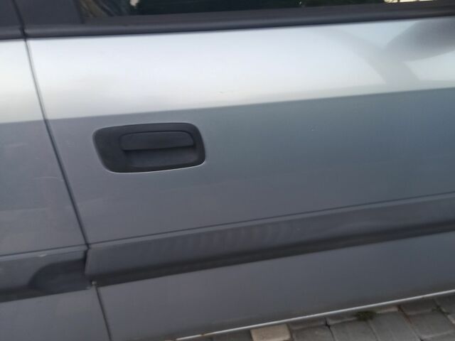 Серый Опель Зафира, объемом двигателя 2 л и пробегом 382 тыс. км за 3500 $, фото 3 на Automoto.ua