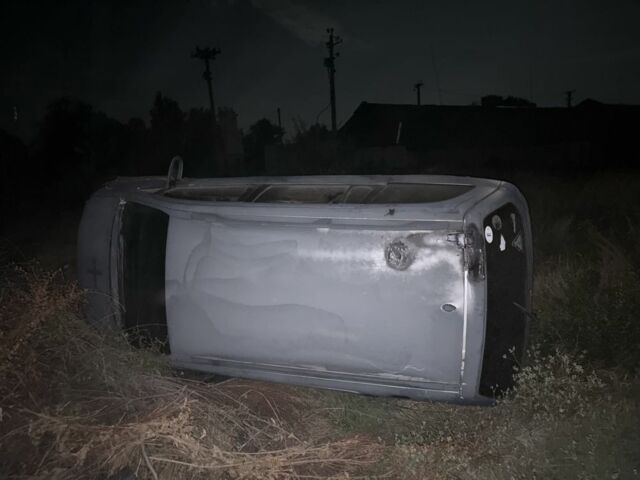 Серый Опель Зафира, объемом двигателя 1.8 л и пробегом 100 тыс. км за 358 $, фото 1 на Automoto.ua