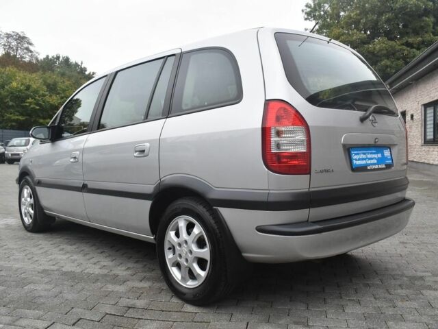 Серый Опель Зафира, объемом двигателя 1.9 л и пробегом 170 тыс. км за 1434 $, фото 4 на Automoto.ua