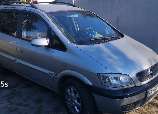 Сірий Опель Зафіра, об'ємом двигуна 2 л та пробігом 340 тис. км за 3800 $, фото 1 на Automoto.ua