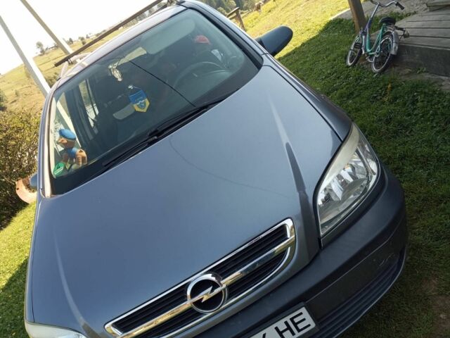 Серый Опель Зафира, объемом двигателя 0 л и пробегом 290 тыс. км за 3600 $, фото 1 на Automoto.ua