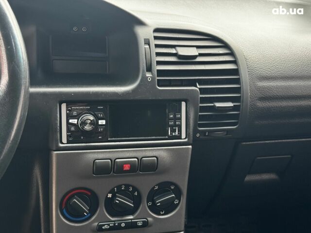 Сірий Опель Зафіра, об'ємом двигуна 1.8 л та пробігом 116 тис. км за 5790 $, фото 14 на Automoto.ua