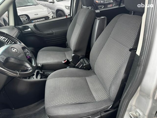 Сірий Опель Зафіра, об'ємом двигуна 1.8 л та пробігом 116 тис. км за 5790 $, фото 11 на Automoto.ua