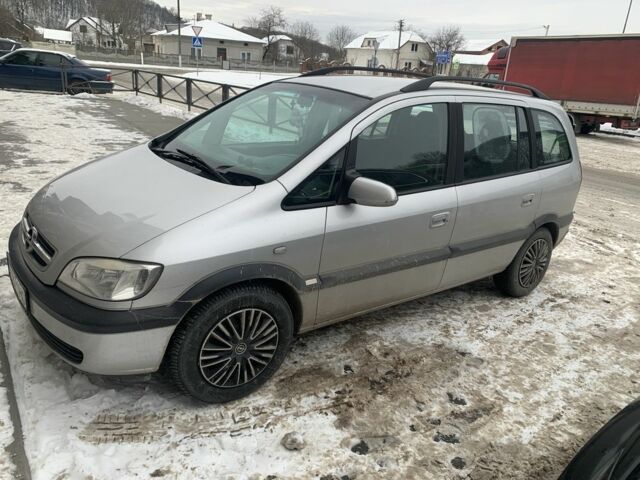 Серый Опель Зафира, объемом двигателя 1.6 л и пробегом 230 тыс. км за 3700 $, фото 3 на Automoto.ua