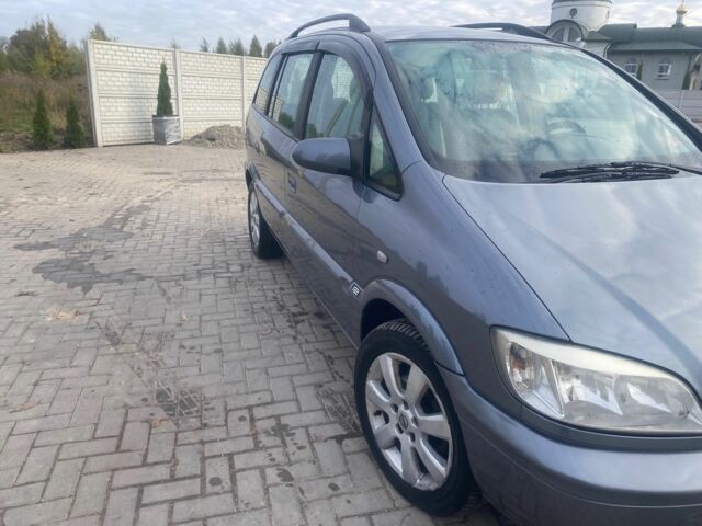 Сірий Опель Зафіра, об'ємом двигуна 1.8 л та пробігом 245 тис. км за 4500 $, фото 3 на Automoto.ua