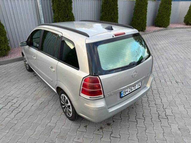 Сірий Опель Зафіра, об'ємом двигуна 1.9 л та пробігом 260 тис. км за 5100 $, фото 6 на Automoto.ua