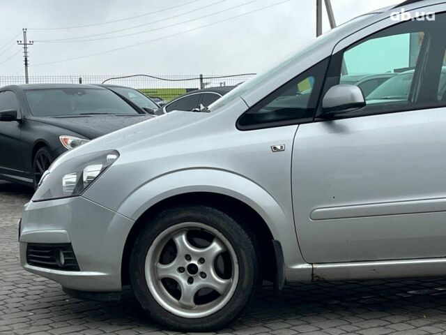 Сірий Опель Зафіра, об'ємом двигуна 1.6 л та пробігом 243 тис. км за 6290 $, фото 42 на Automoto.ua