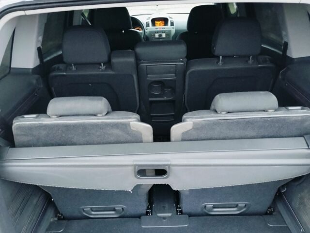 Серый Опель Зафира, объемом двигателя 1.9 л и пробегом 360 тыс. км за 5100 $, фото 6 на Automoto.ua