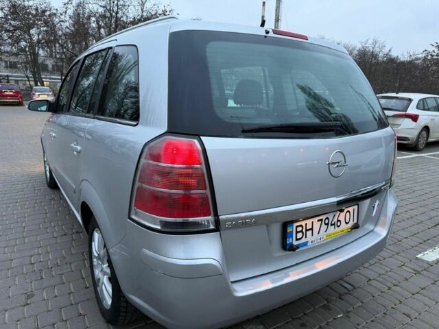Сірий Опель Зафіра, об'ємом двигуна 1.9 л та пробігом 171 тис. км за 5700 $, фото 4 на Automoto.ua