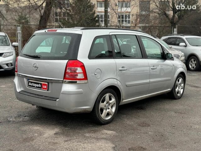 Серый Опель Зафира, объемом двигателя 1.8 л и пробегом 300 тыс. км за 7490 $, фото 5 на Automoto.ua