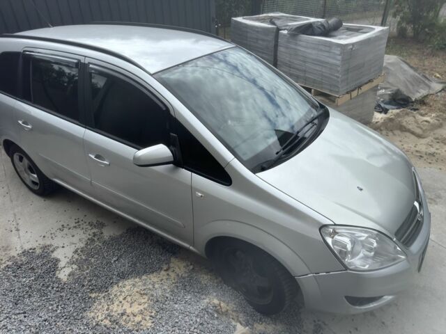 Сірий Опель Зафіра, об'ємом двигуна 1.9 л та пробігом 370 тис. км за 5300 $, фото 1 на Automoto.ua