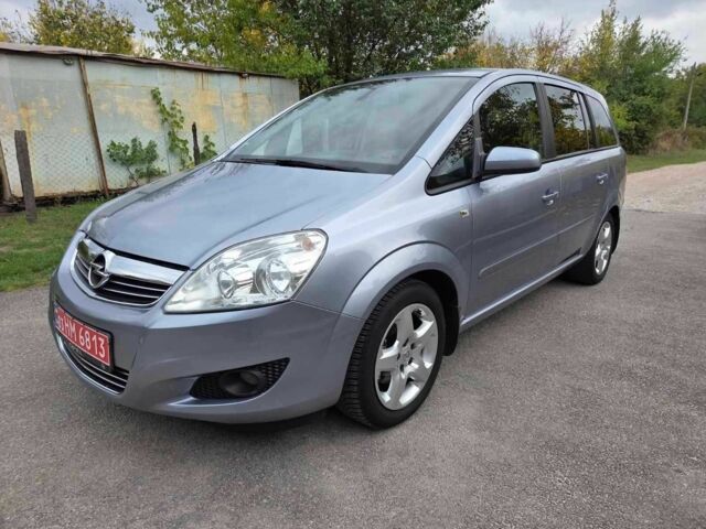Серый Опель Зафира, объемом двигателя 1.6 л и пробегом 194 тыс. км за 6850 $, фото 4 на Automoto.ua