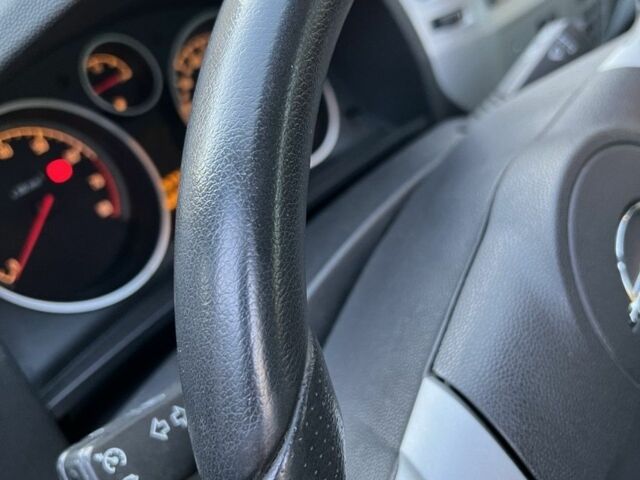 Опель Зафира 2010 в Луцке на Automoto.ua Серый Опель Зафира, объемом двигателя 1.6 л и пробегом 172 тыс. км за 7100 $, фото 5 на Automoto.ua