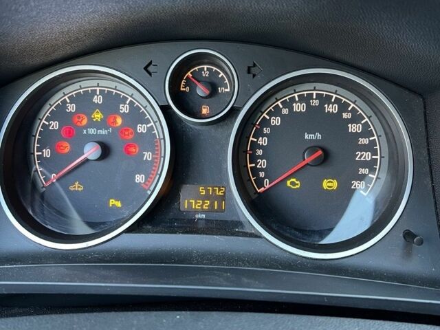 Опель Зафира 2010 в Луцке на Automoto.ua Серый Опель Зафира, объемом двигателя 1.6 л и пробегом 172 тыс. км за 7100 $, фото 20 на Automoto.ua