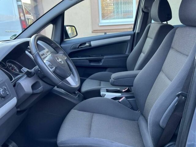 Опель Зафира 2010 в Луцке на Automoto.ua Серый Опель Зафира, объемом двигателя 1.6 л и пробегом 172 тыс. км за 7100 $, фото 21 на Automoto.ua