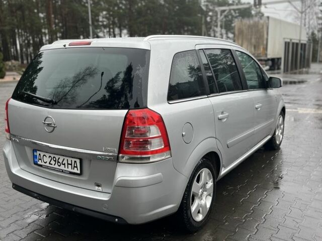 Сірий Опель Зафіра, об'ємом двигуна 1.7 л та пробігом 301 тис. км за 7100 $, фото 2 на Automoto.ua