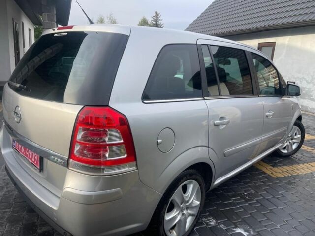 Сірий Опель Зафіра, об'ємом двигуна 1.6 л та пробігом 190 тис. км за 6800 $, фото 6 на Automoto.ua