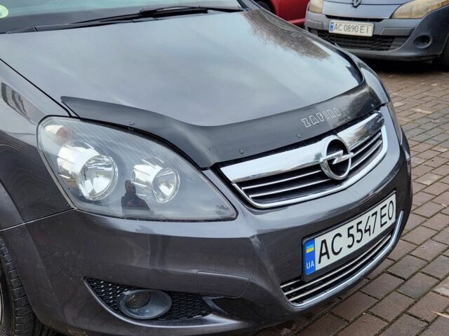 Сірий Опель Зафіра, об'ємом двигуна 1.7 л та пробігом 243 тис. км за 5400 $, фото 13 на Automoto.ua
