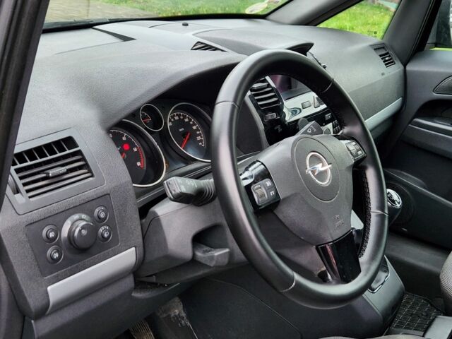 Сірий Опель Зафіра, об'ємом двигуна 1.7 л та пробігом 243 тис. км за 5400 $, фото 15 на Automoto.ua