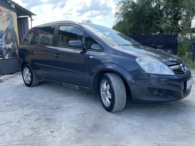 Сірий Опель Зафіра, об'ємом двигуна 1.7 л та пробігом 180 тис. км за 6000 $, фото 7 на Automoto.ua