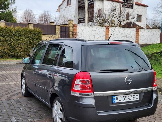 Сірий Опель Зафіра, об'ємом двигуна 1.7 л та пробігом 243 тис. км за 5400 $, фото 10 на Automoto.ua