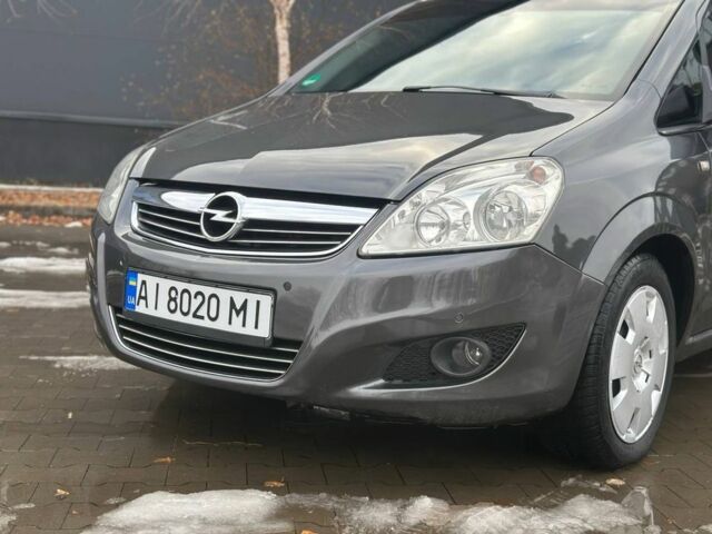 Серый Опель Зафира, объемом двигателя 1.7 л и пробегом 312 тыс. км за 7500 $, фото 8 на Automoto.ua