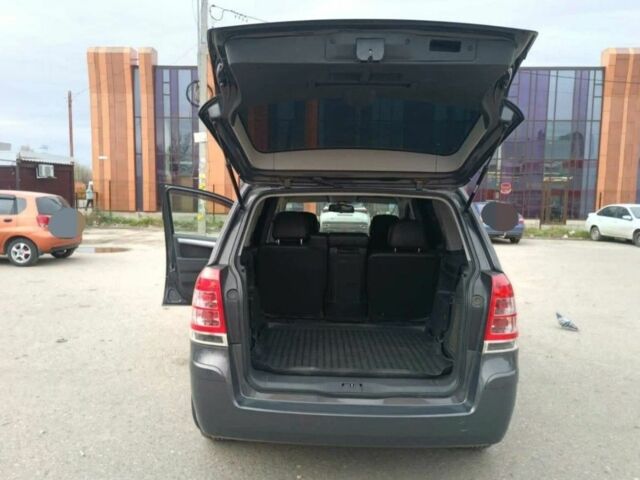 Сірий Опель Зафіра, об'ємом двигуна 1.7 л та пробігом 197 тис. км за 7500 $, фото 5 на Automoto.ua