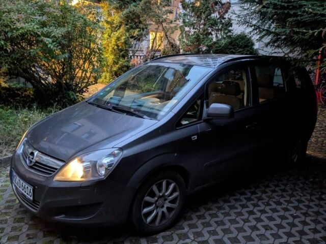 Серый Опель Зафира, объемом двигателя 1 л и пробегом 300 тыс. км за 6500 $, фото 6 на Automoto.ua